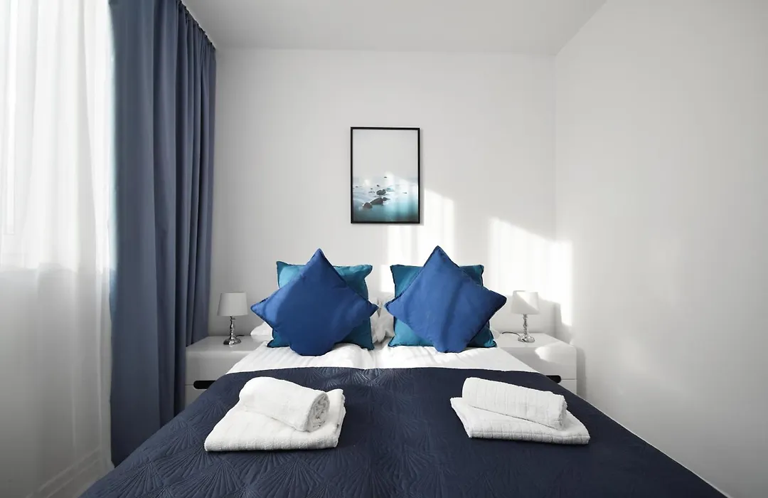 Rentplanet - Apartament Bialy Dom-1